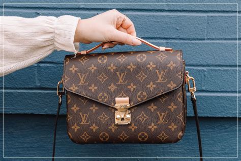 kinomo louis vuitton price replica|louis vuitton counterfeit.